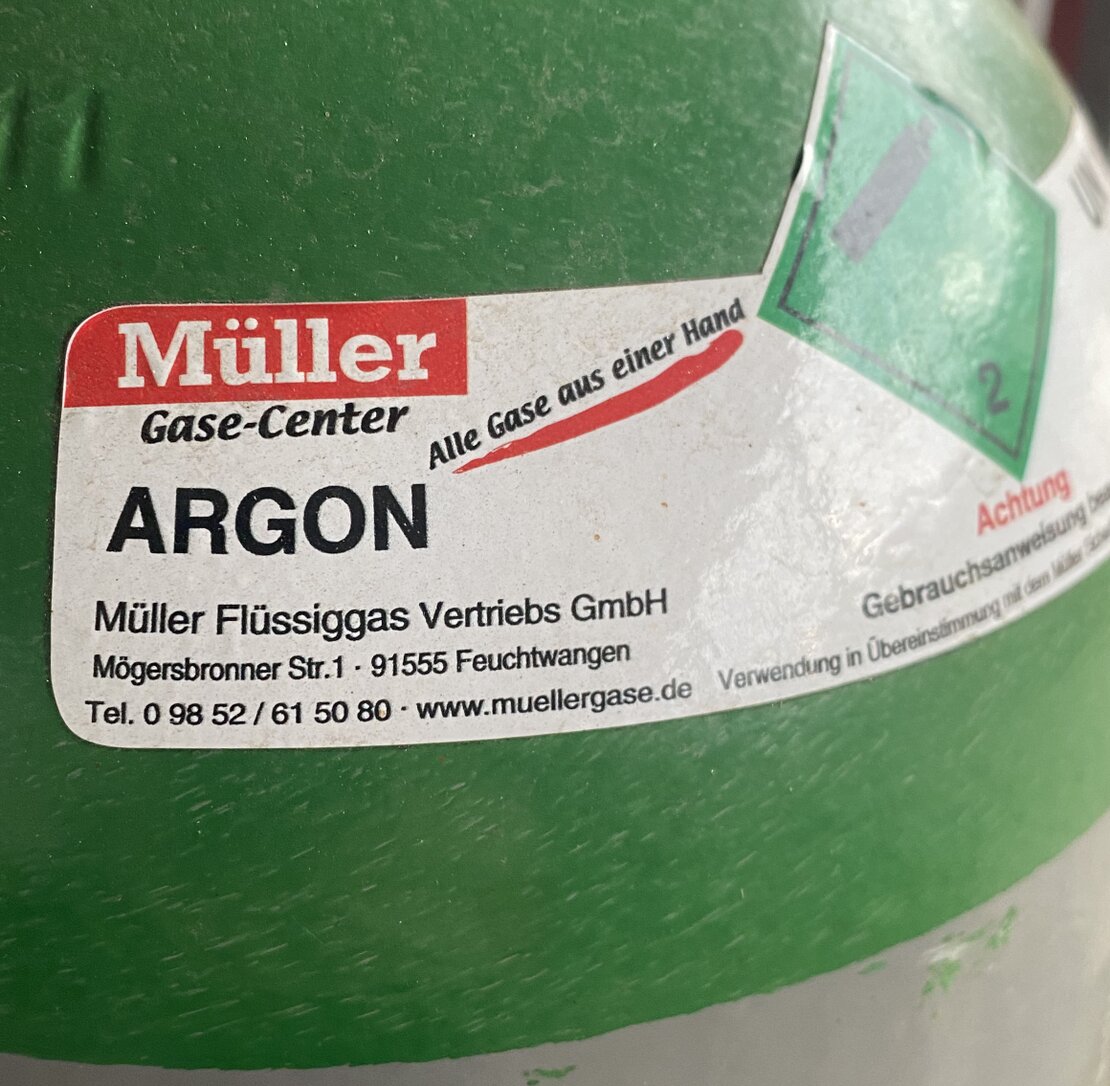 Argon-Gasflasche für Schweißarbeiten